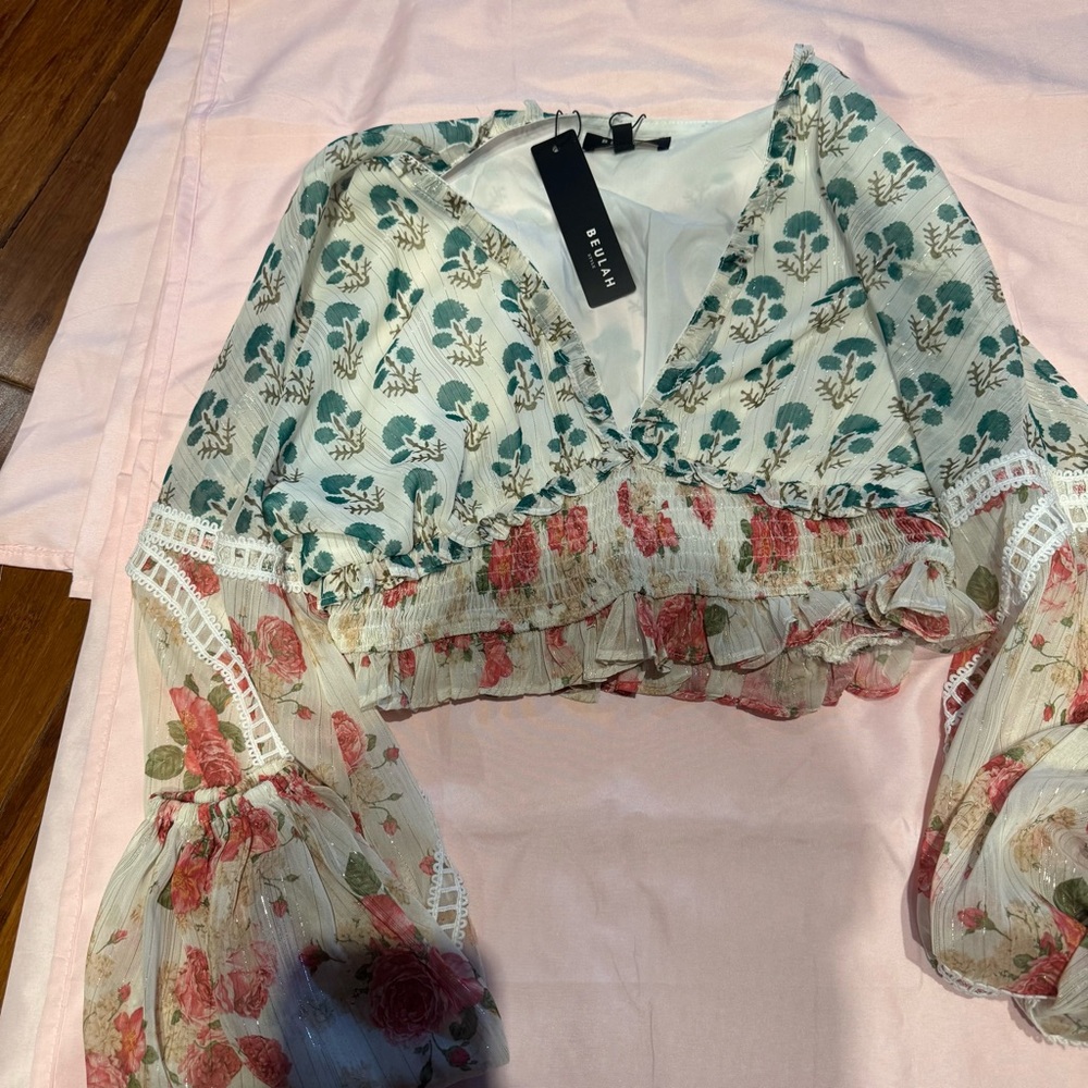 Buelah crop top and matching skirt